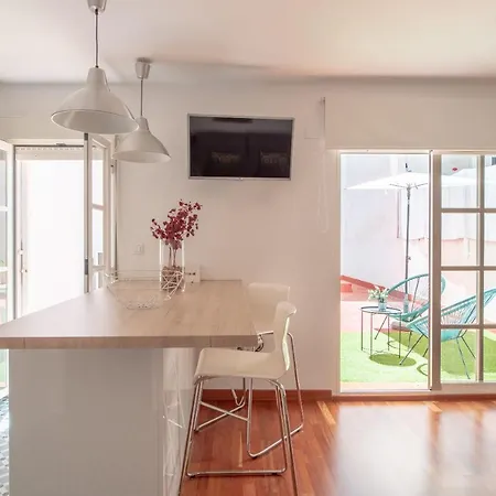 Calle San Jacinto, 57 Seville