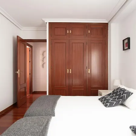 Calle San Jacinto, 57 Apartment